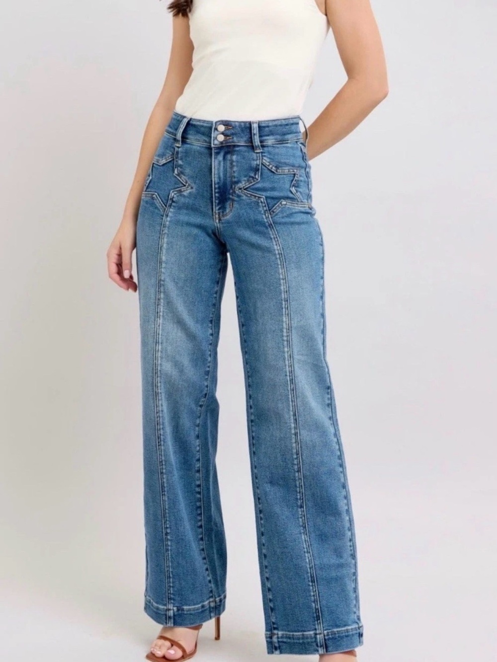 Judy Blue High-Rise Wide Leg Star Stitch Blue Jeans size 15/32. Inseam 33”
